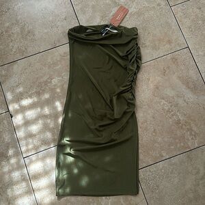NEW Skirt